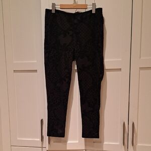 Black Lace Pattern Leggings